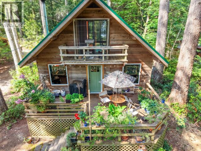 11214 PALM BEACH ROAD POWELL RIVER home for sale