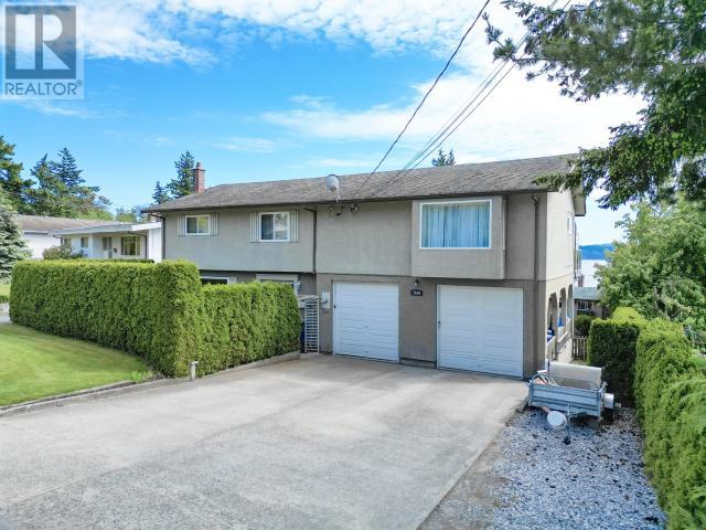 7034 THUNDER BAY STREET POWELL RIVER home for sale