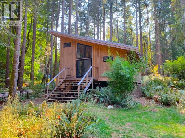 1590/94 VANCOUVER BLVD SAVARY ISLAND home for sale