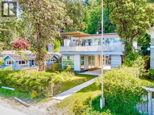 2924 MALASPINA PROMENADE SAVARY ISLAND home for sale