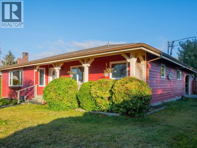 4678 ONTARIO AVE POWELL RIVER home for sale