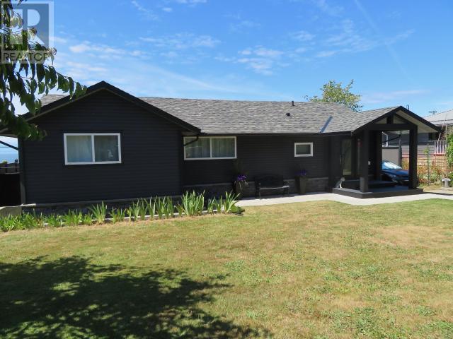 3967 MANITOBA AVE POWELL RIVER home for sale