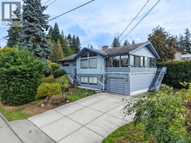 3298 VANANDA AVE POWELL RIVER home for sale