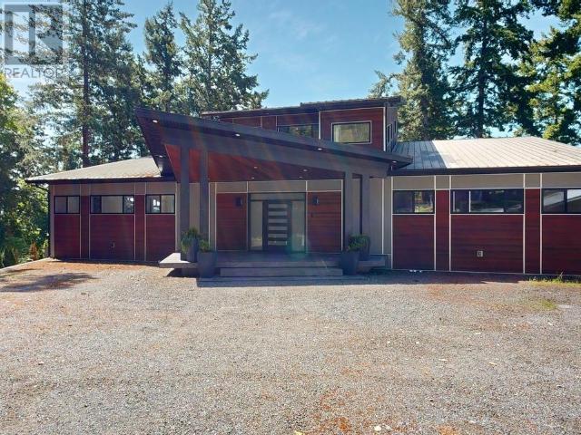7495 HIGHWAY 101 POWELL RIVER home for sale
