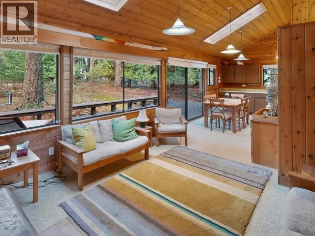 963 SPILSBURY DRIVE SAVARY ISLAND home for sale