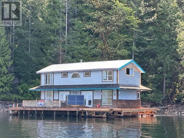 10100 POWELL LAKE POWELL RIVER home for sale