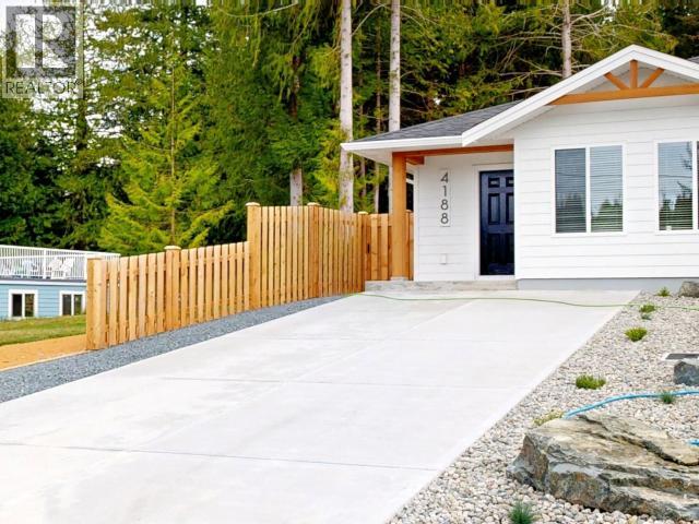 4188 BOWNESS AVE POWELL RIVER home for sale