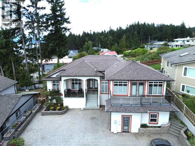 6929 RETASKIT CRT POWELL RIVER home for sale