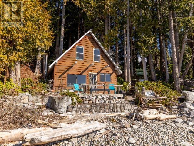 12423 SCOTCH FIR POINT ROAD POWELL RIVER home for sale