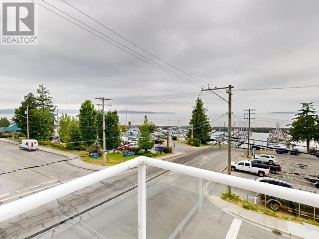 301-4510 WILLINGDON AVE POWELL RIVER home for sale