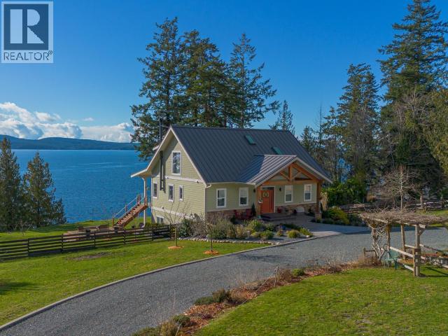 8447 HIGHWAY 101 POWELL RIVER home for sale