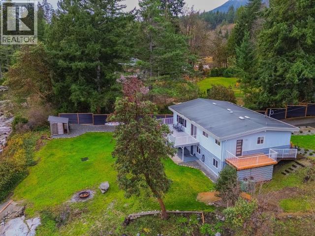 2440 JENKINSON ROAD POWELL RIVER home for sale