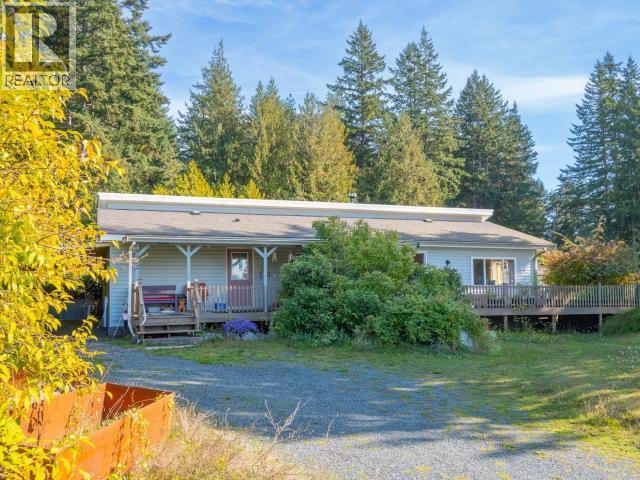  homes for sale - 8612 Myrtle Point Road, Powell River