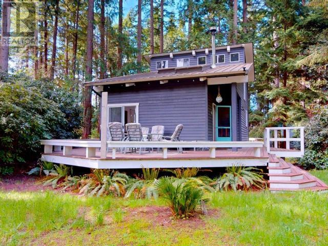 2742 VANCOUVER BLVD SAVARY ISLAND home for sale