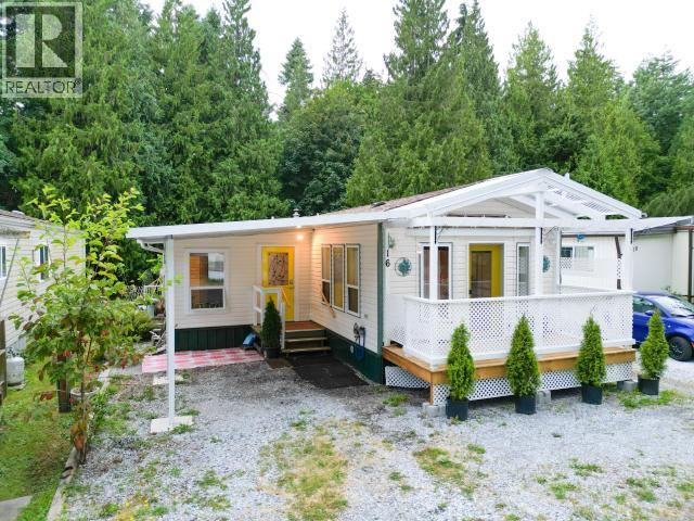 16-8425 HIGHWAY 101 POWELL RIVER home for sale