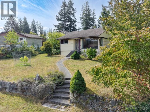 5392 DALE AVE POWELL RIVER home for sale