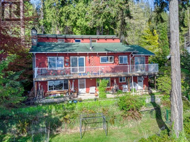 4323 HIGHWAY 101 POWELL RIVER home for sale