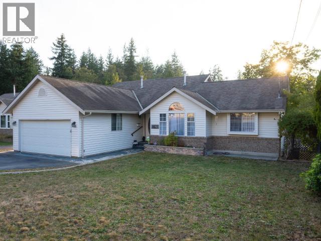 4621 REDONDA AVE POWELL RIVER home for sale