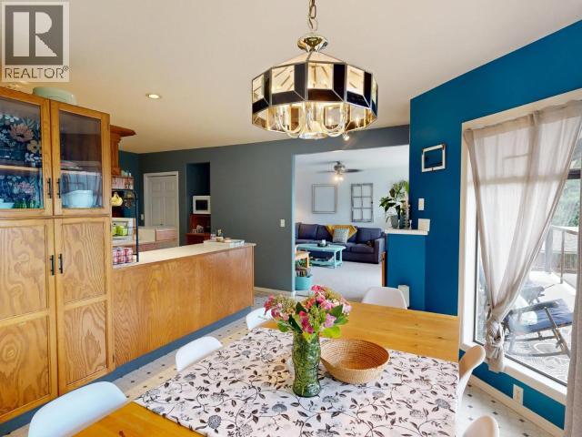 4739 HARVIE AVE POWELL RIVER home for sale