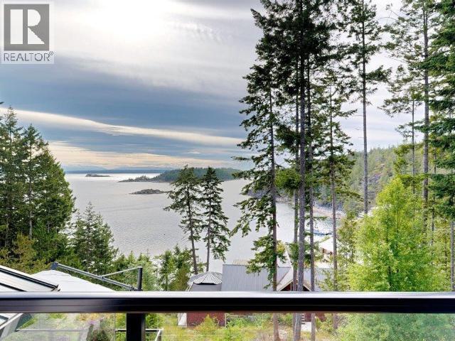 6-10289 FINN BAY ROAD POWELL RIVER home for sale