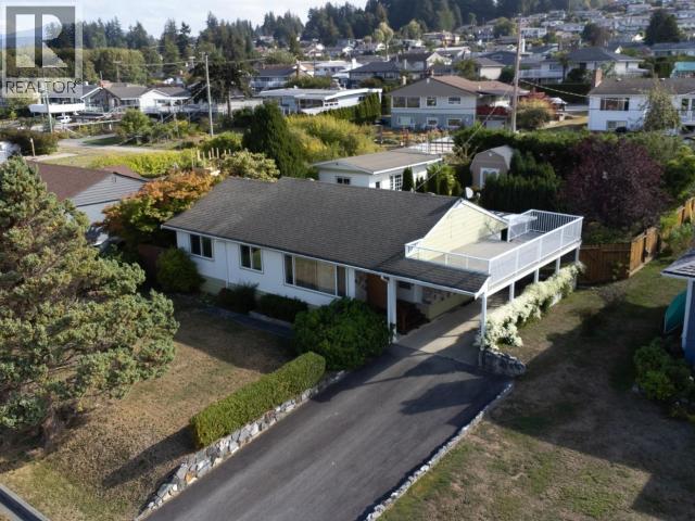 4006 GORDON AVE POWELL RIVER home for sale