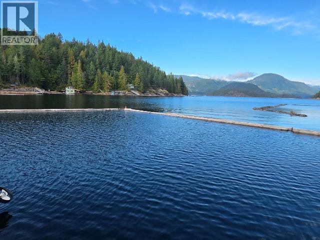 9436 POWELL LAKE POWELL RIVER home for sale