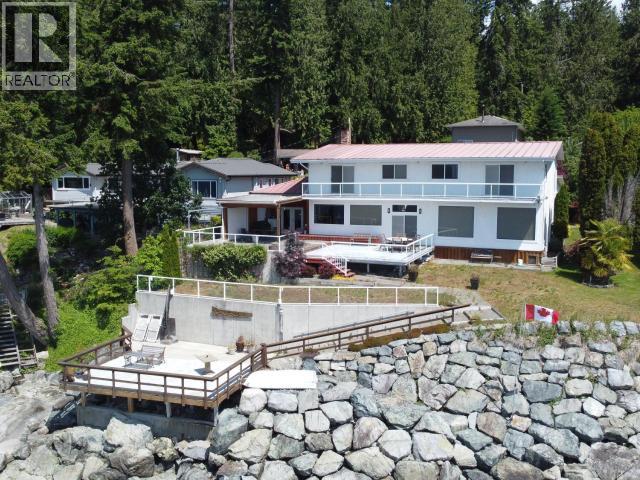 7397 STURT ROAD POWELL RIVER home for sale