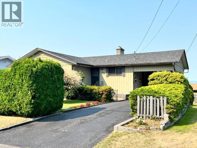 3763 SELKIRK AVE POWELL RIVER home for sale