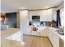 5420 SAANICH AVE Photo 9