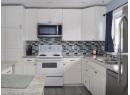 5420 SAANICH AVE Photo 5
