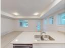 9-6730 CRANBERRY STREET Photo 9