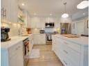 7472 GABRIOLA CRESCENT Photo 3