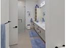 4054 SATURNA AVE Photo 5