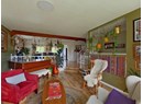 6885 LESLEY CRES Photo 10