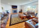 3412 THURLOW PLACE Photo 11