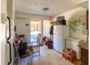 3915 SELKIRK AVE Photo 8