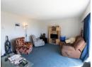 3915 SELKIRK AVE Photo 9