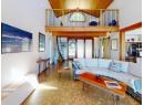 8116 EMMONDS ROAD Photo 6