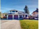 3396 CARIBOO AVE Photo 1