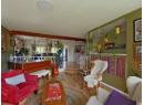 6885 LESLEY CRES Photo 10