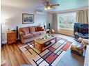 5424 SAANICH AVE Photo 4