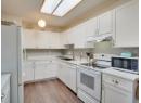 303-4477 MICHIGAN AVE Photo 6