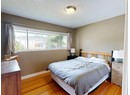 6618 DRAKE STREET Photo 12