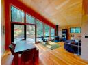 1590/94 VANCOUVER BLVD Photo 3