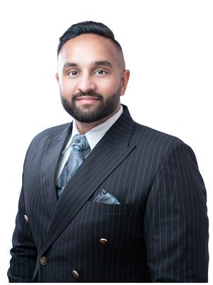 Nav Dhaliwal