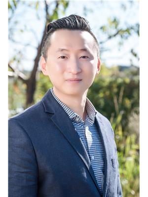 Jingzhou Li