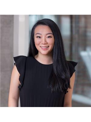 Juliana Wang