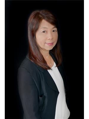 Mary Lau