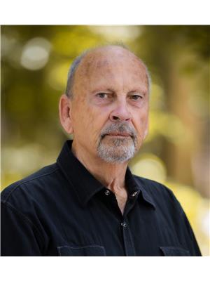 KENNETH MARTIN HALE