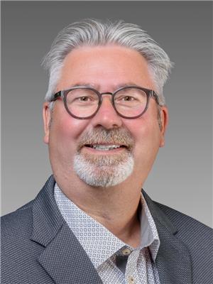 Warren Neufeld
